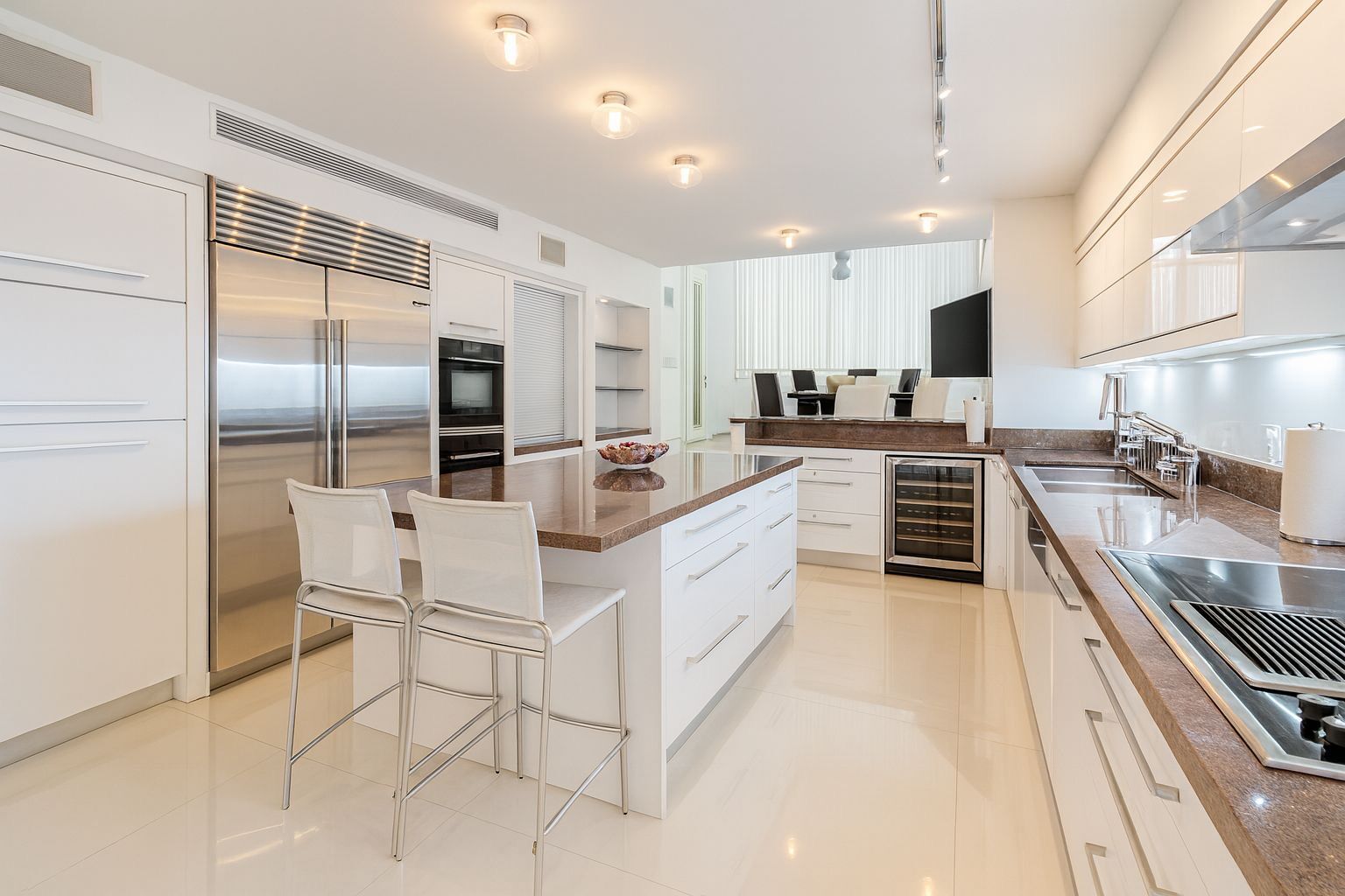 6e323901-f02b-451d-9f06-bdbc8e078a26