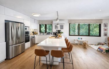 cc383b6f-a740-4bea-8378-8db628c4fed7